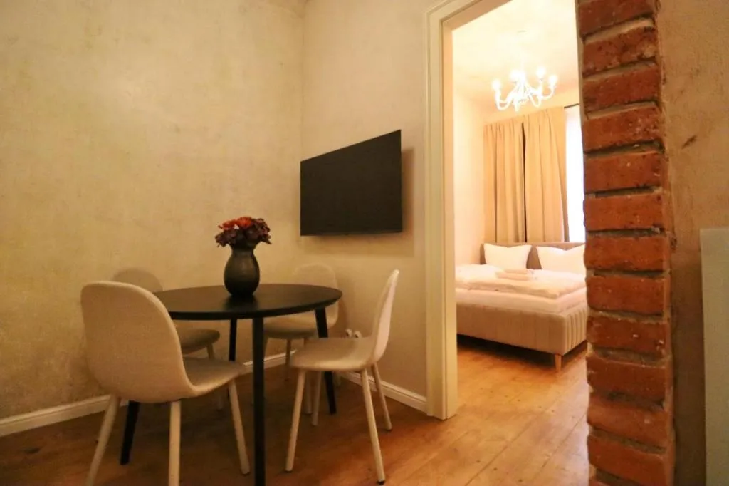 1901 Apotheker Apartments