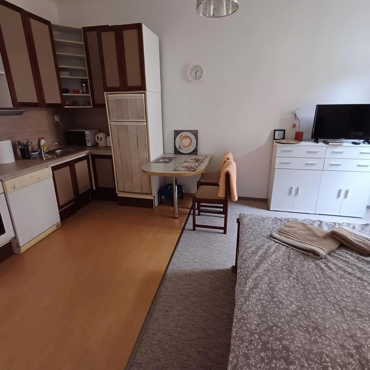 Ap 4 Alice suite near Vřídlo Collonade — 5