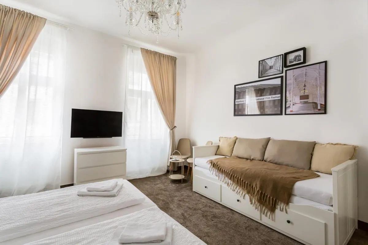 Apartmá Zeyer 1887 — 3