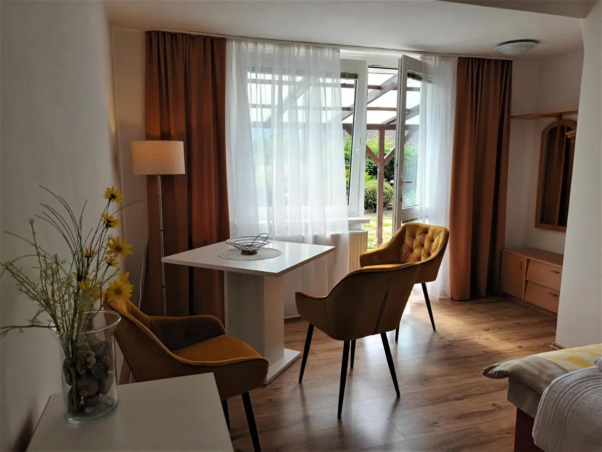 Apartmán Alena — 3