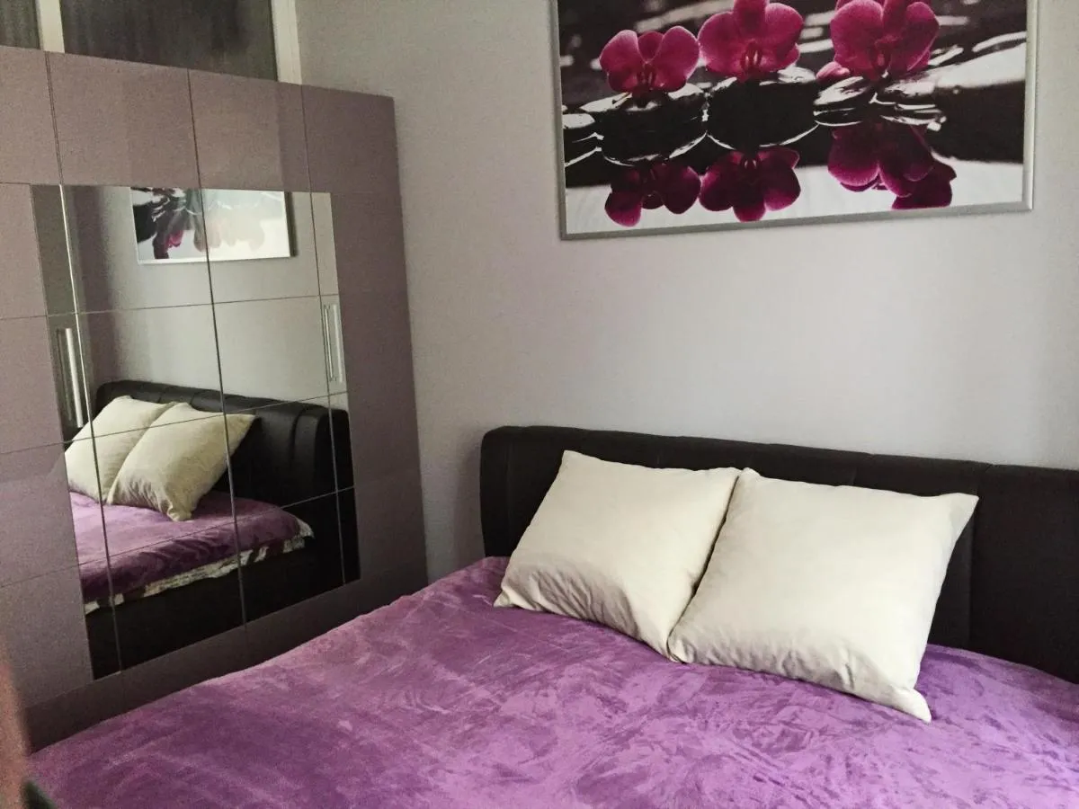 Apartment DR. Becher LUX 60 M2 — 2