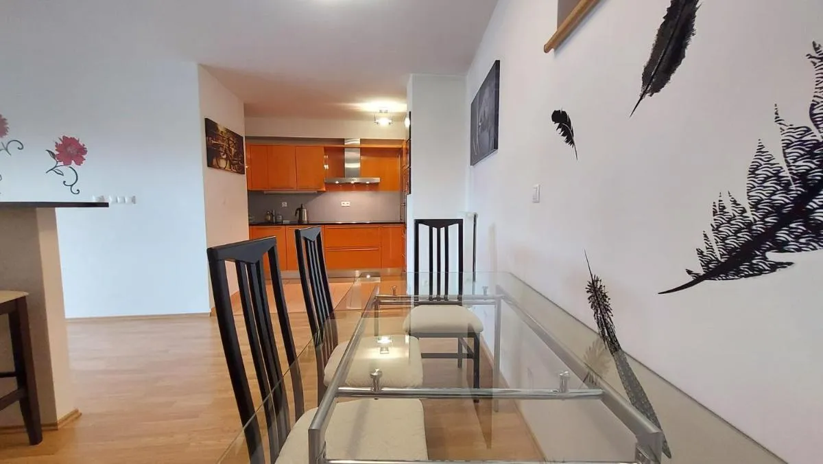 Apartment Orange — 2