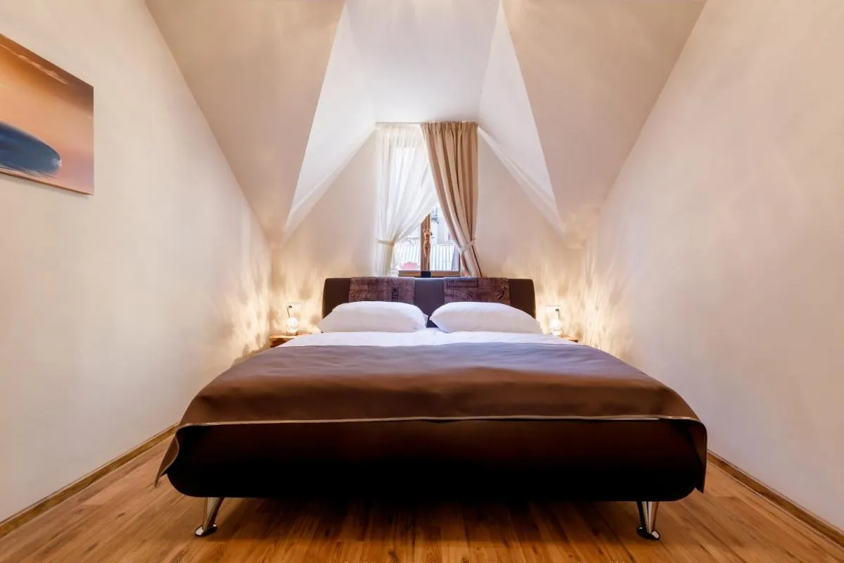 Apartments Menuet — 2