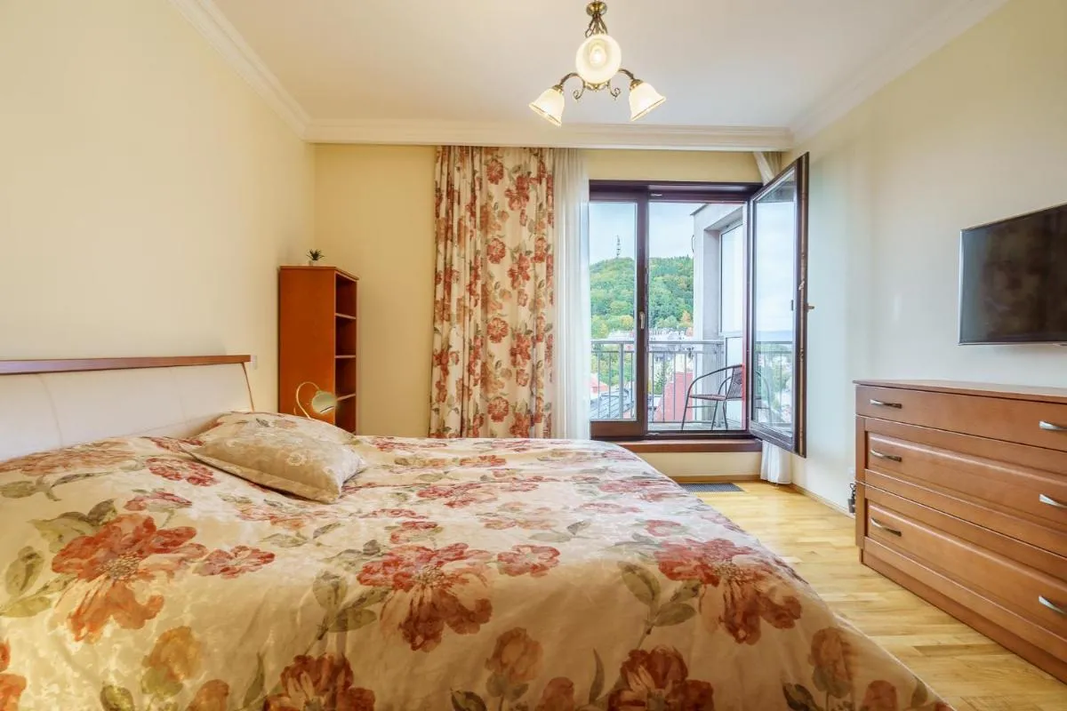 Carlsbad Luxury Apartments — 2