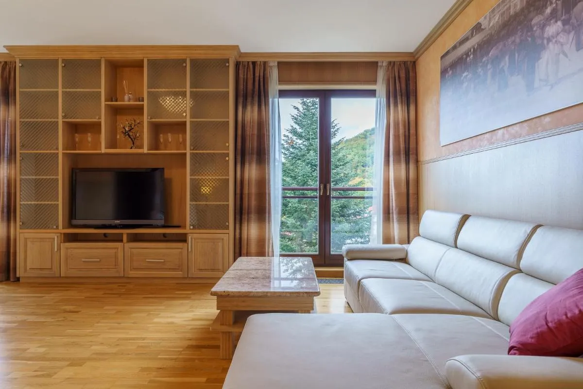 Carlsbad Luxury Apartments — 5