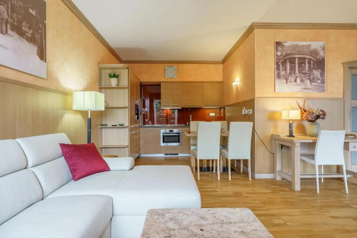 Carlsbad Luxury Apartments — 4