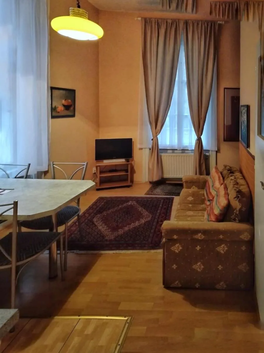 Delux Kolonada — 5