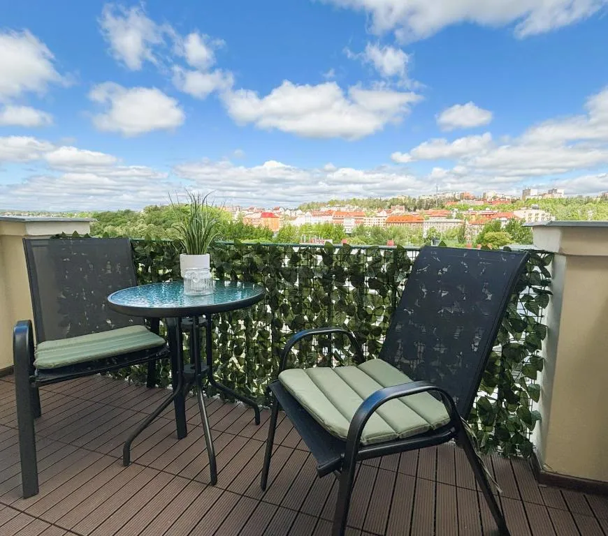 Golda Apartment Karlovy Vary Balcony, Parking, Near Spa & Train