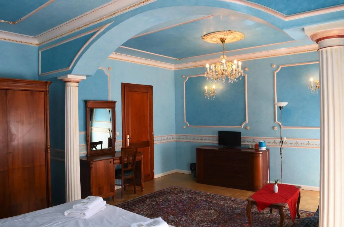 Hotel Renesance Krasna Kralovna — 5