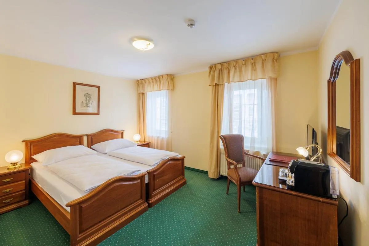 Hotel U Zámečku Cihelny — 5