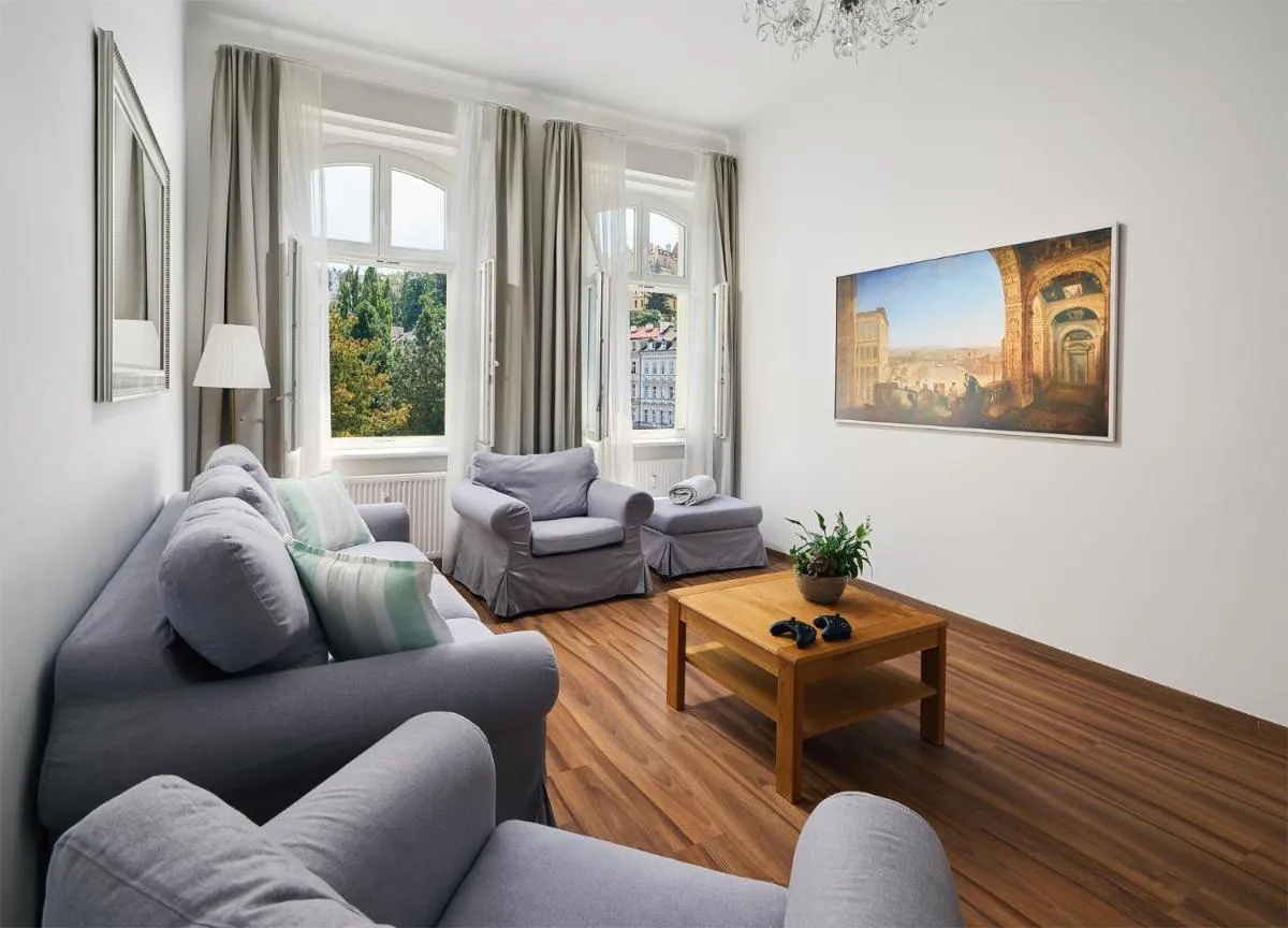 IMPERIAL Apartments — 2