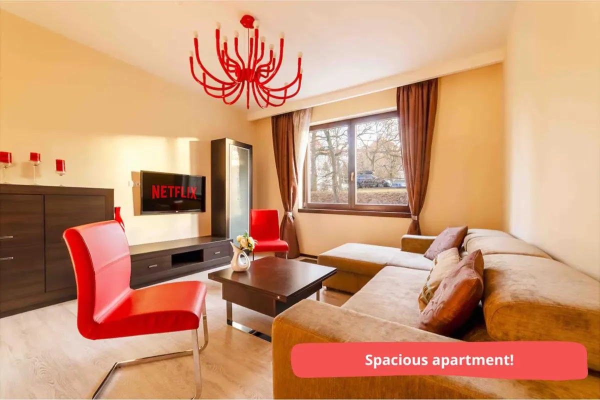 Imperial Apartment in Bohemia Residence by Rentez — 2