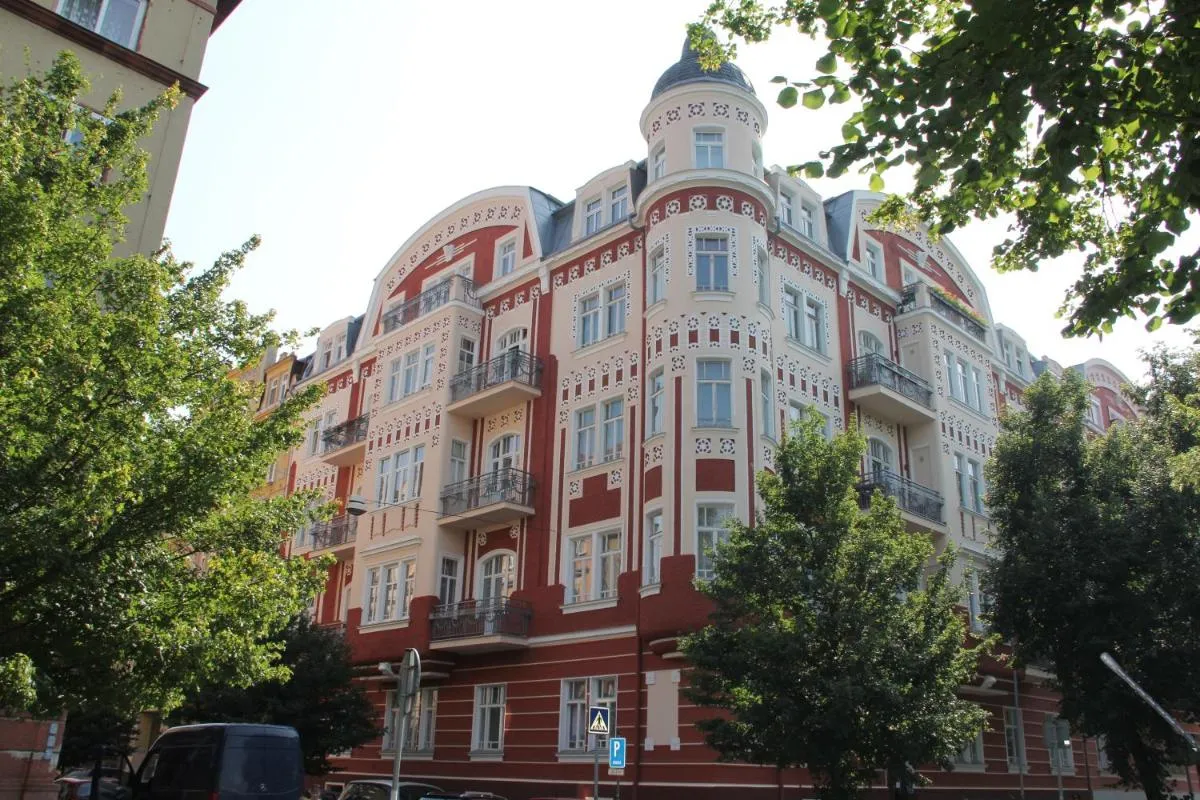 Jurincom apartments — 2