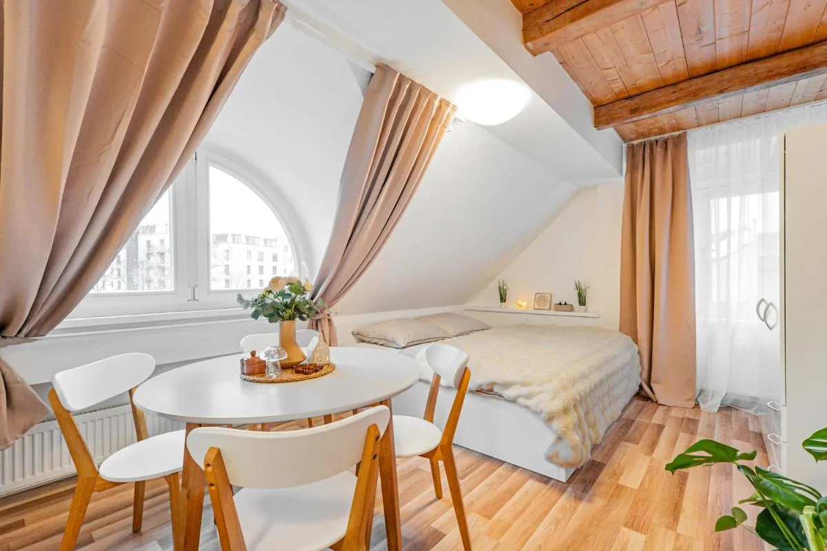 Karlsbad Apartments — 2