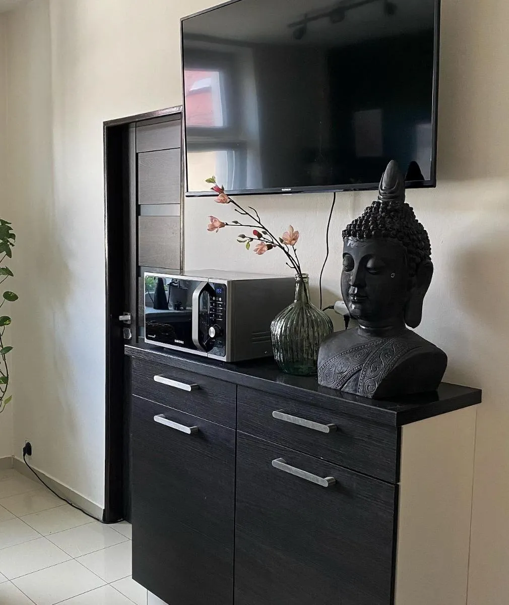 Lilly Apartments — 4