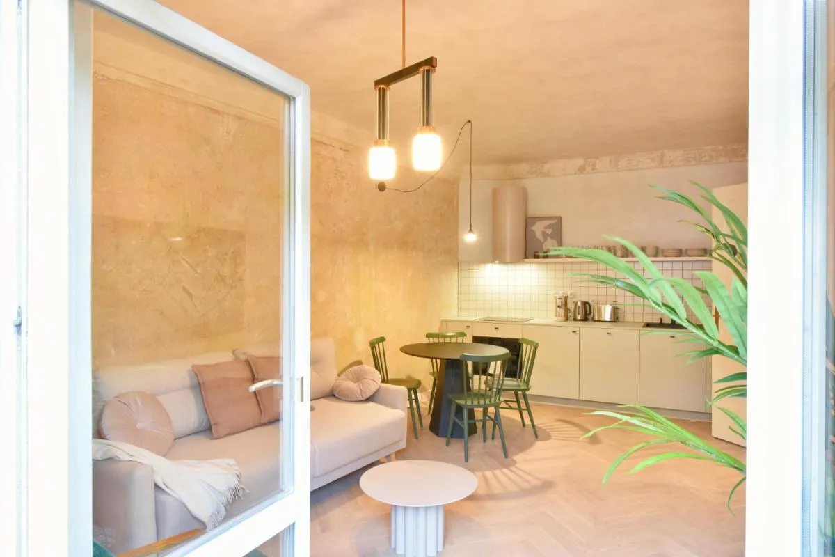 Limewash Apartments Karlsbad — 4