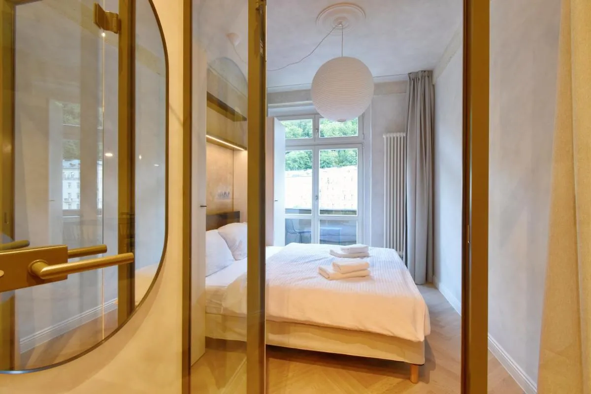 Limewash Apartments Karlsbad — 2