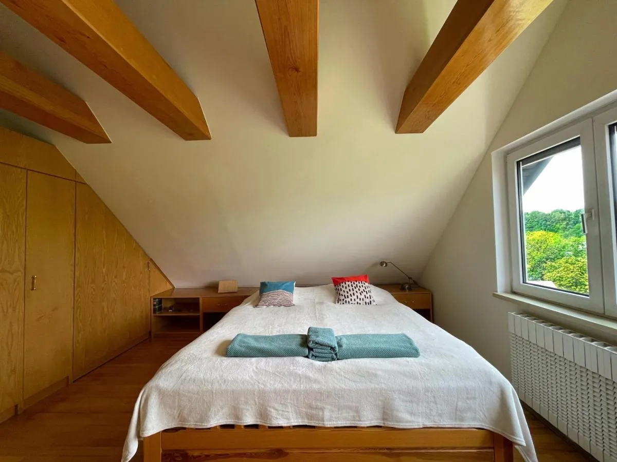 Maisonette apartment with garden — 2