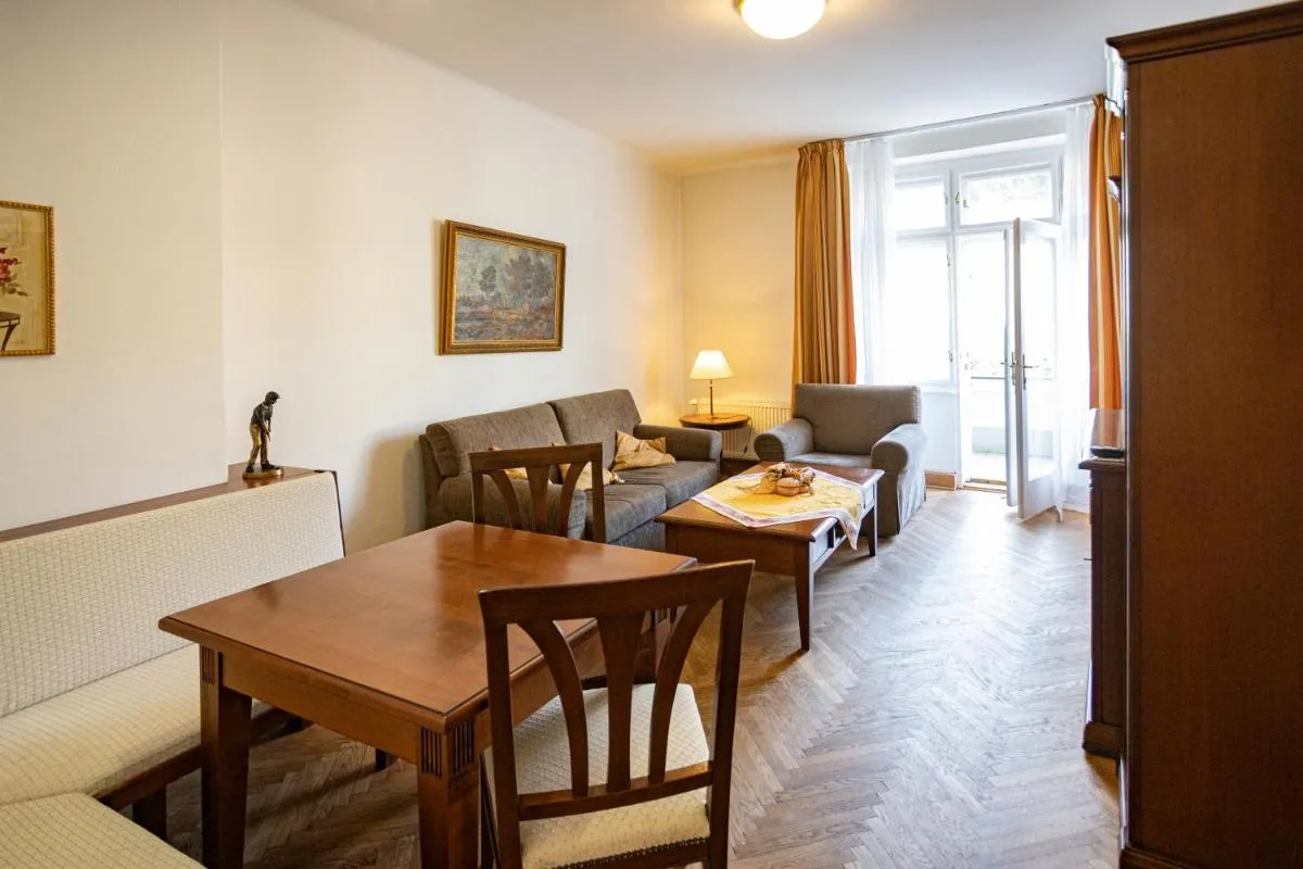 Melissa apartments — 3