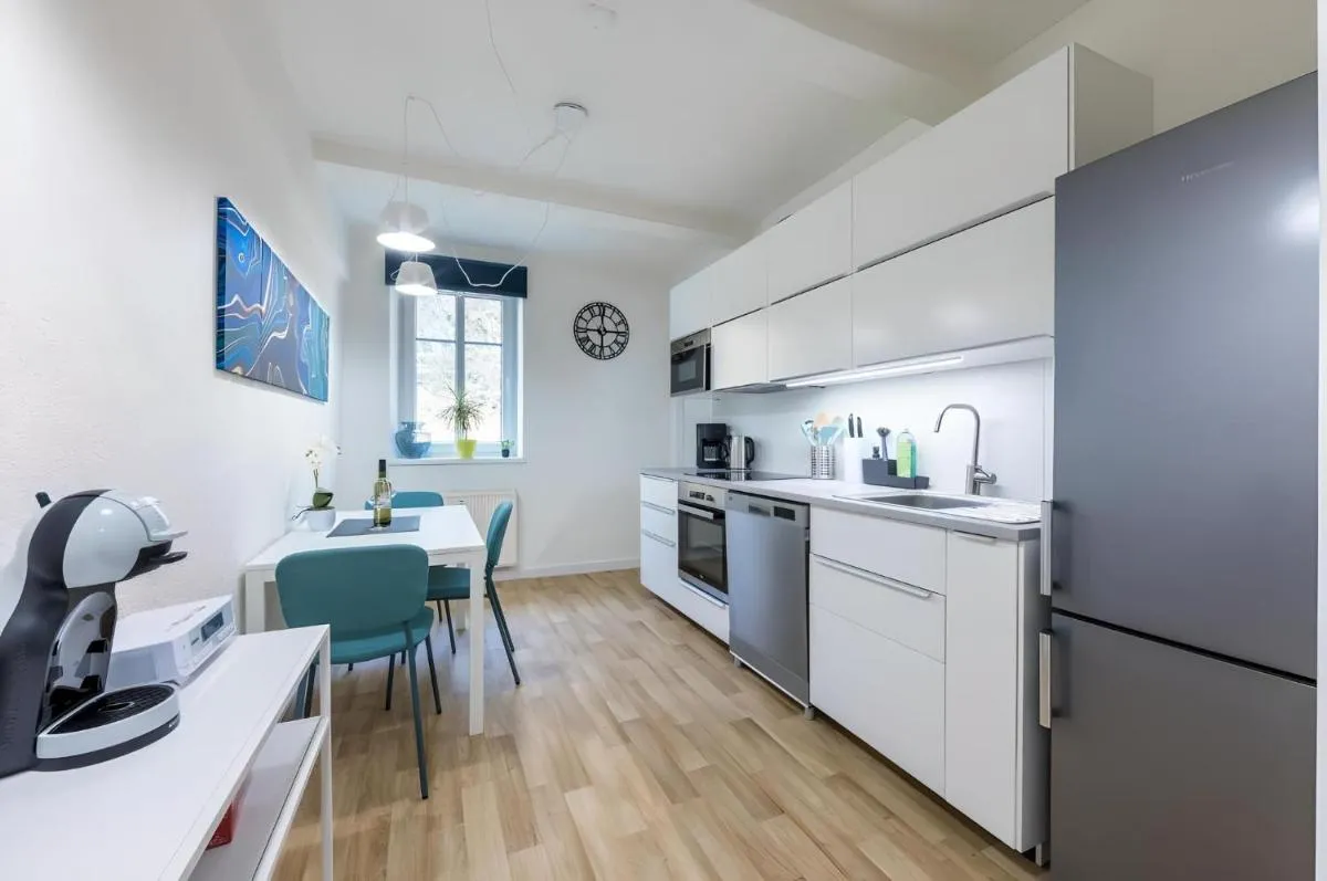 Promenade View Apartment — 4