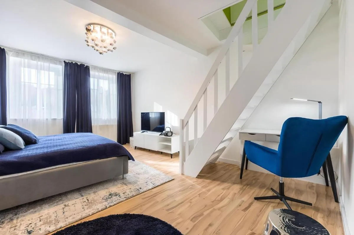 Promenade View Apartment — 5