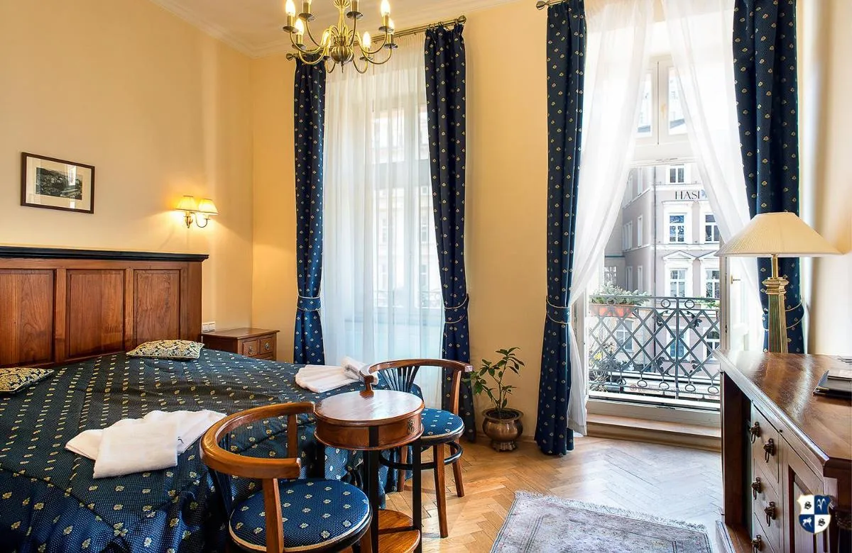 Salvator Hotel — 2