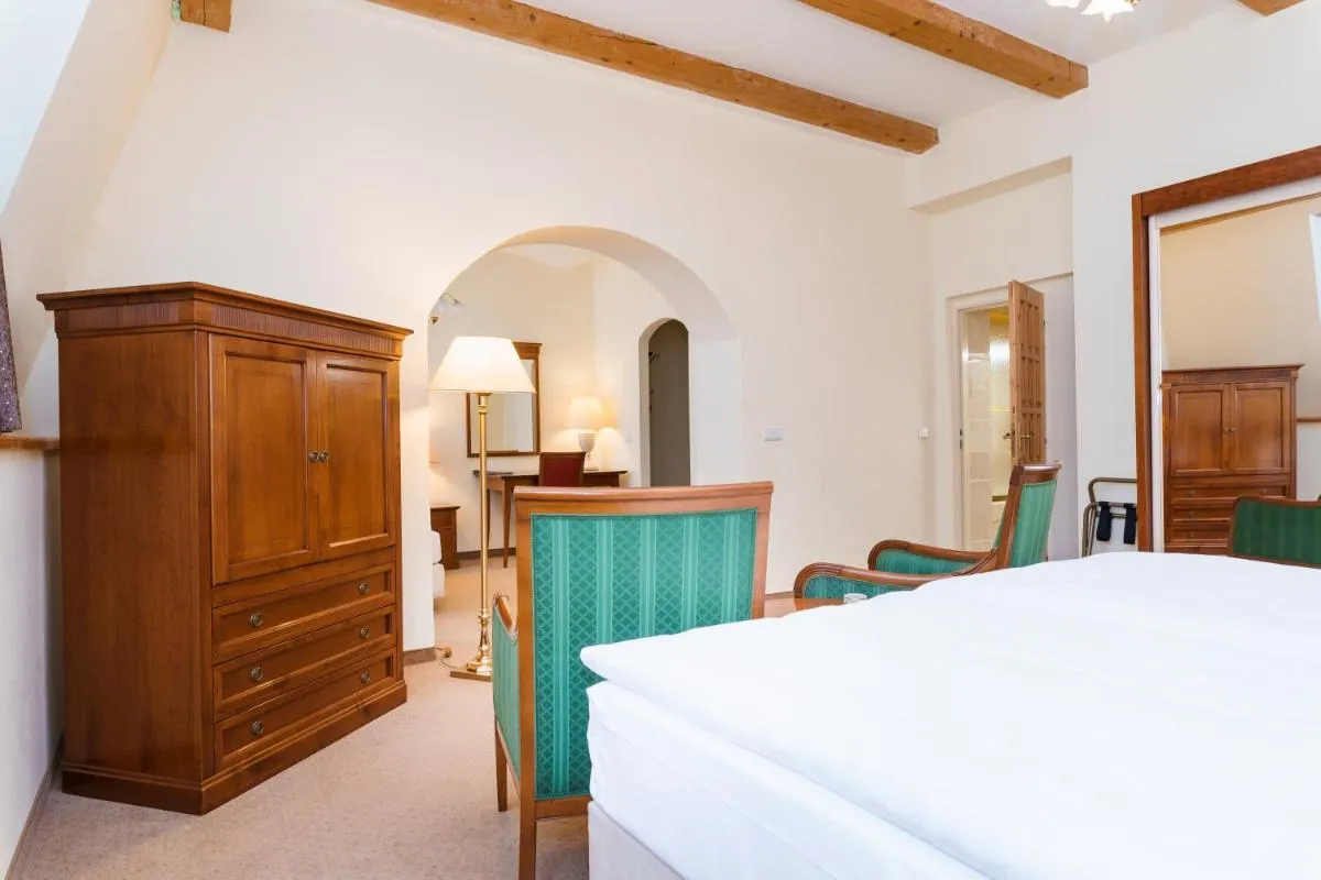 Spa Hotel Anglický Dvůr — 2