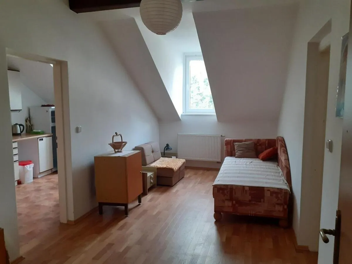 Top-floor 2-1 flat, in the very center — 2